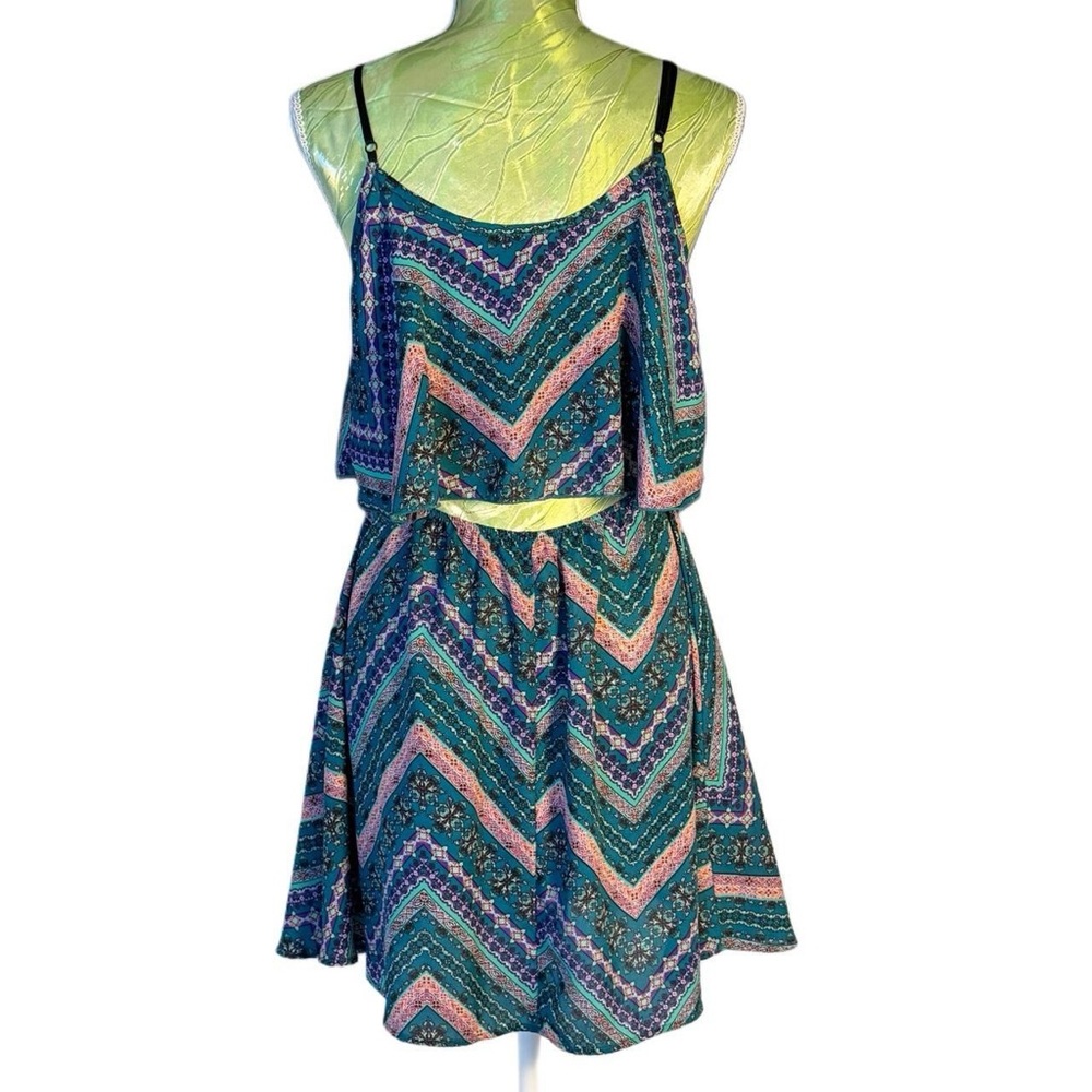 Love Culture Chevron Boho Festival Mini Dress M USA πΊπΈ - Picture 3 of 6